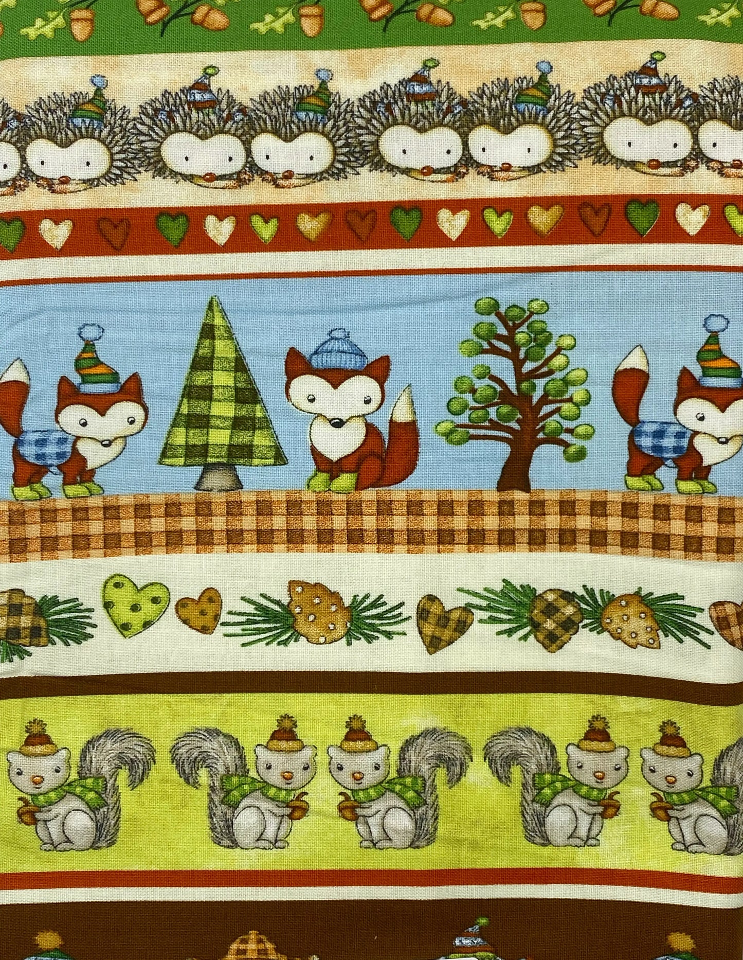 Tessuto Americano Hedgehugs animaletti del bosco 100% cotone h 110 - € 18,00/mt